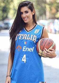 意大利篮球运动员瓦伦蒂娜维格娜莉写真