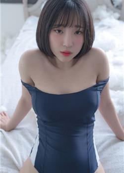 日本比基尼短发美女肥臀肉体摄影你懂的图片