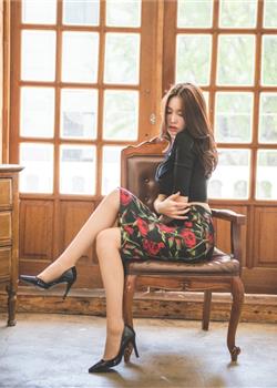 韩国美女模特细腰美腿妩媚妖娆美图
