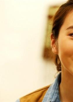 韩国美女演员韩惠珍成熟甜美娇媚写真