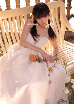 韩式麻花辫美女蕾丝抹胸长裙气质迷人优雅唯美写真