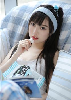 台湾美女模特居家自拍酥胸美乳清纯氧气写真图片